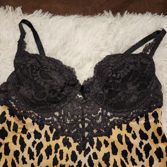 VINTAGE VICTORIAS SECRET 2ND SKIN ANIMAL PRINT MIRACLE BRA DRESS/SLIP 36C - Picture 5 of 16